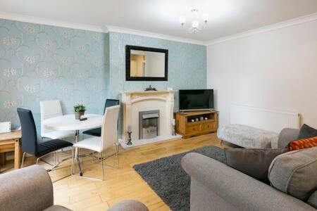 Key Serviced Apartments Hall Green Solihull Buitenkant foto